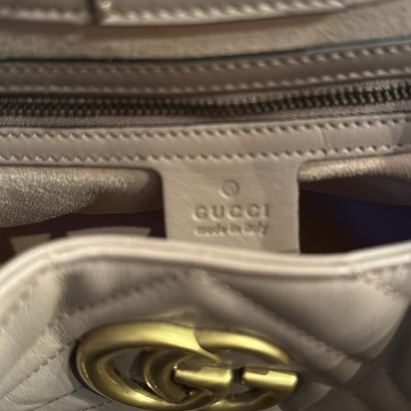 ✨✨Gucci handbag ✨✨ - Picture 7 of 7
